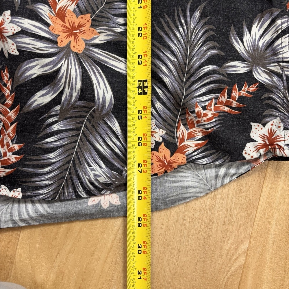 Hurley Shirt Mens Large Gray Floral Short Sleeve Button Up Casual Hawaiian - Picture 8 of 10